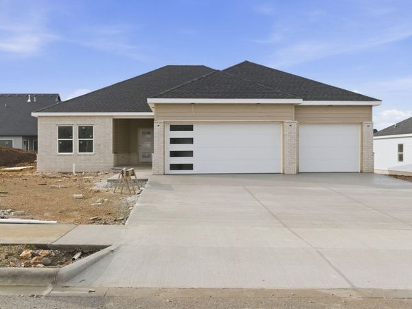 148 E Kelce Lane, Republic, MO 65738