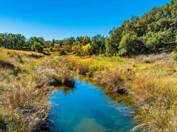 183 Teton Lane, Fredericksburg, TX 78624