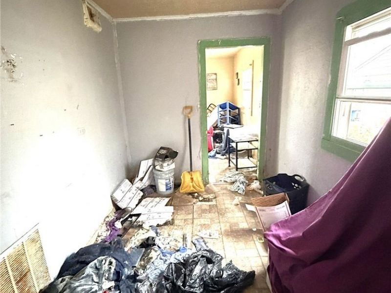 16901 Ridgeton Drive, Cleveland, OH 44128 Photo 12