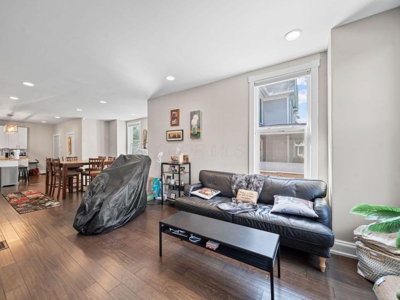 700 S Champion Avenue, Columbus, OH 43205 Photo 10