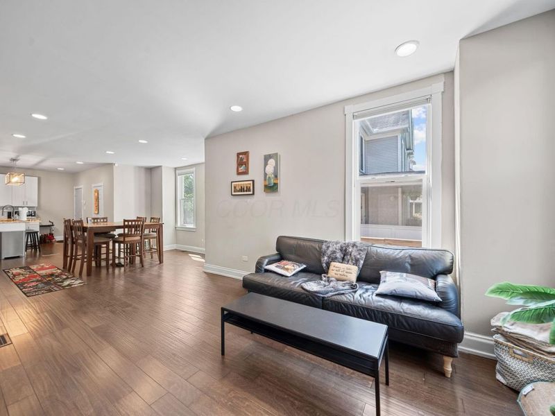 700 S Champion Avenue, Columbus, OH 43205 Photo 10