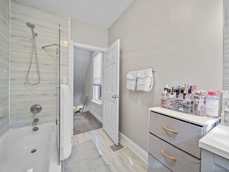 700 S Champion Avenue, Columbus, OH 43205 Photo 30