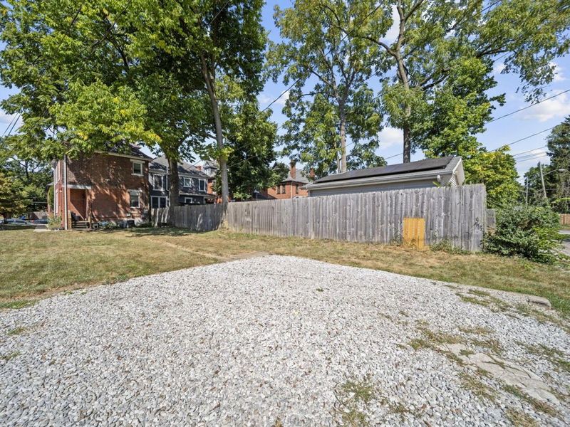 700 S Champion Avenue, Columbus, OH 43205 Photo 40