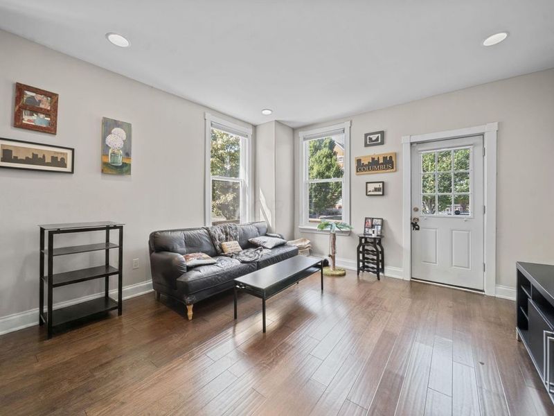 700 S Champion Avenue, Columbus, OH 43205 Photo 9