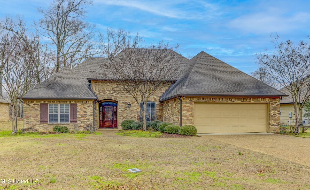 127 Rockbridge Crossing, Clinton, MS 39056 Main Photo
