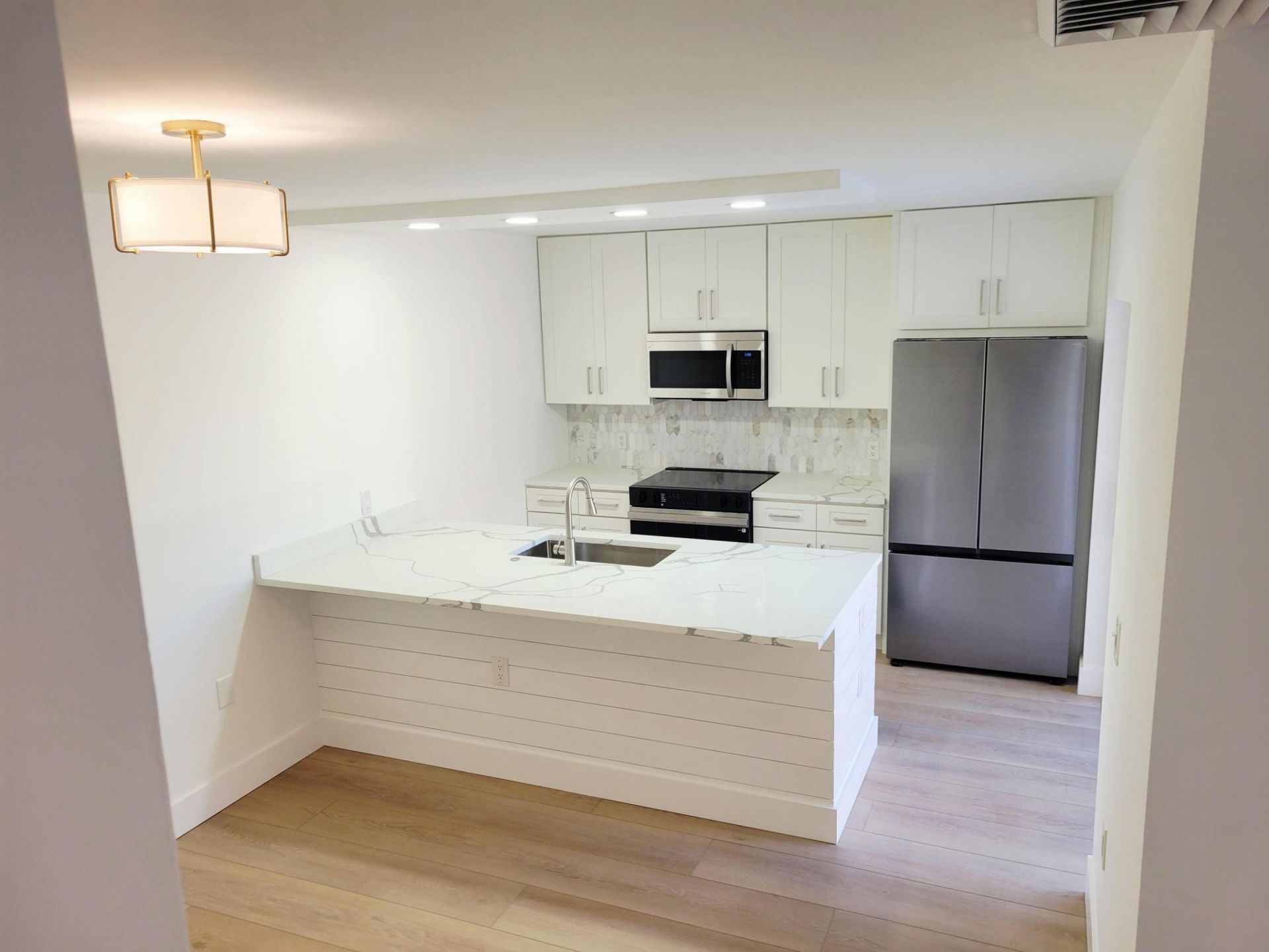 201 2nd Way, West Palm Beach, FL 33407 Photo