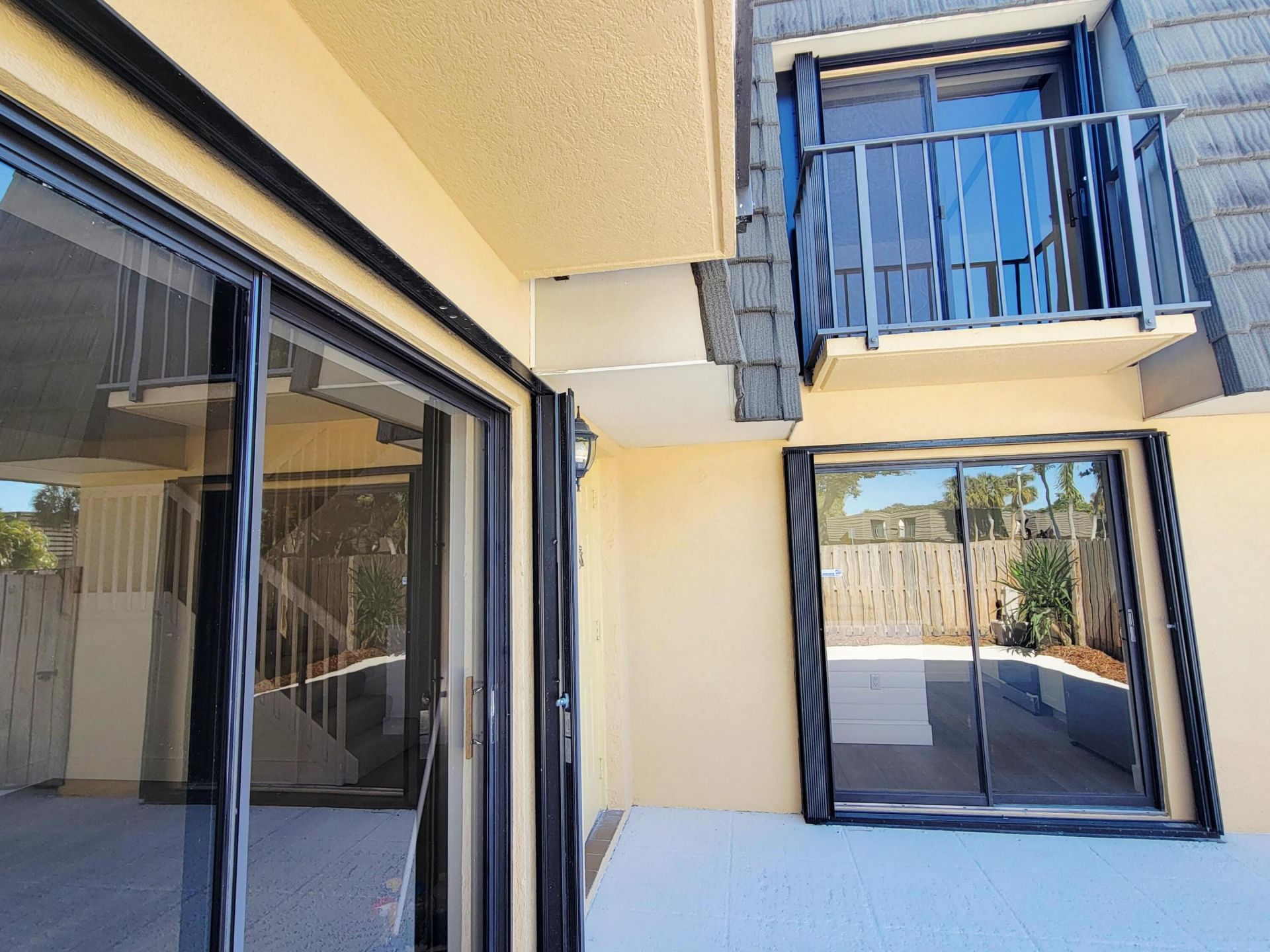 201 2nd Way, West Palm Beach, FL 33407 Photo