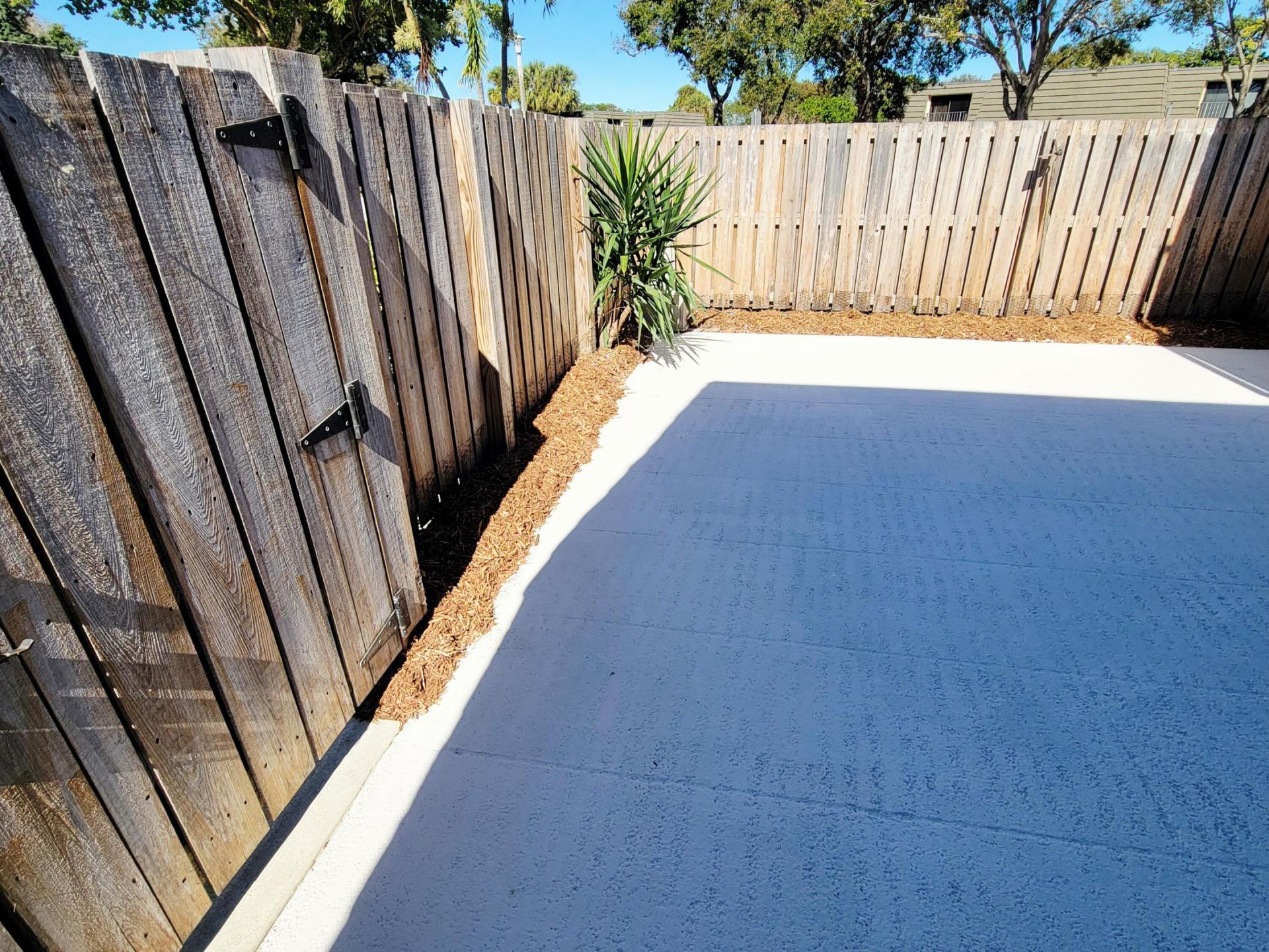 201 2nd Way, West Palm Beach, FL 33407 Photo