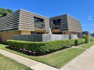 201 2nd Way, West Palm Beach, FL 33407 Photo