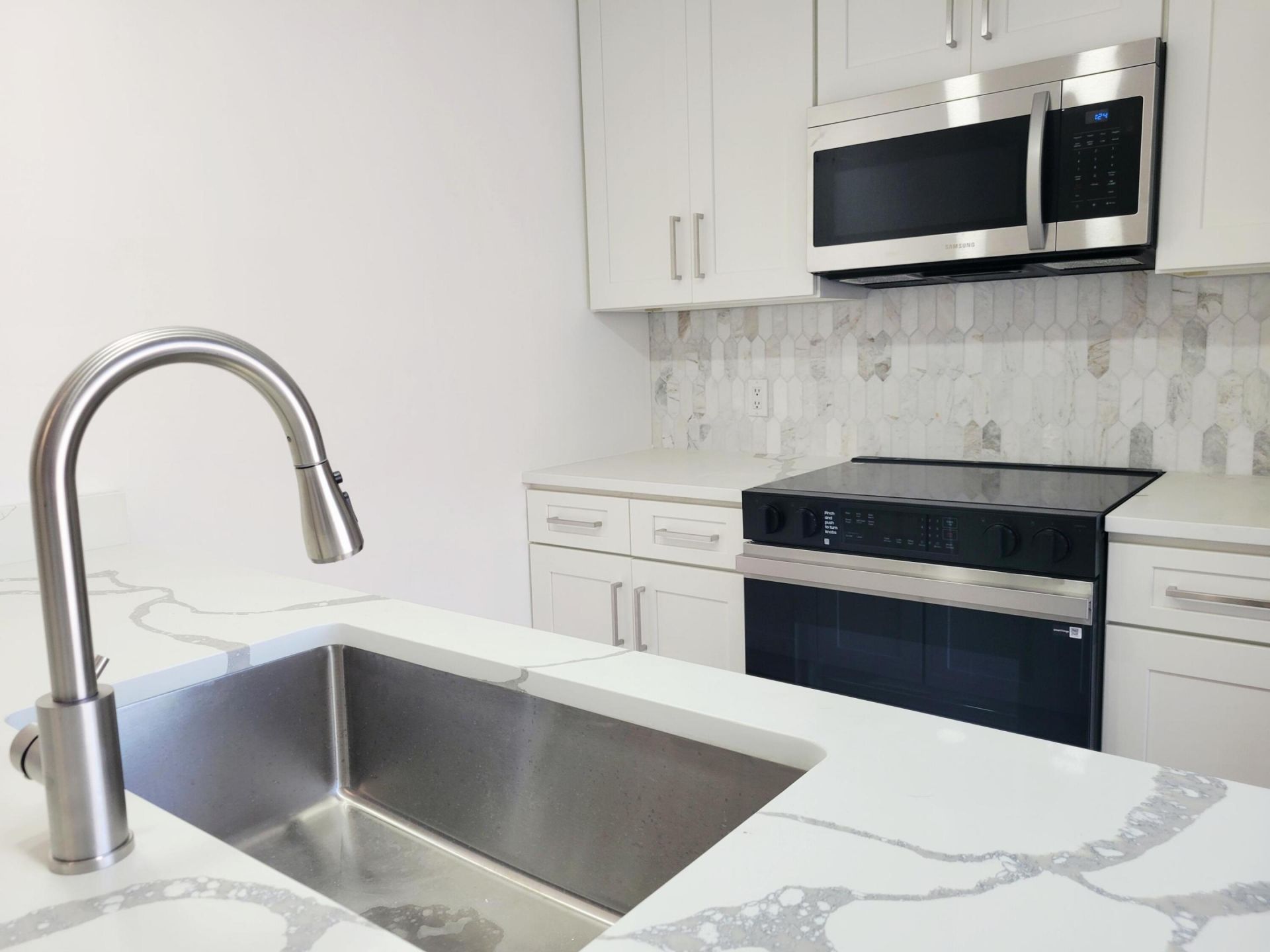 201 2nd Way, West Palm Beach, FL 33407 Photo