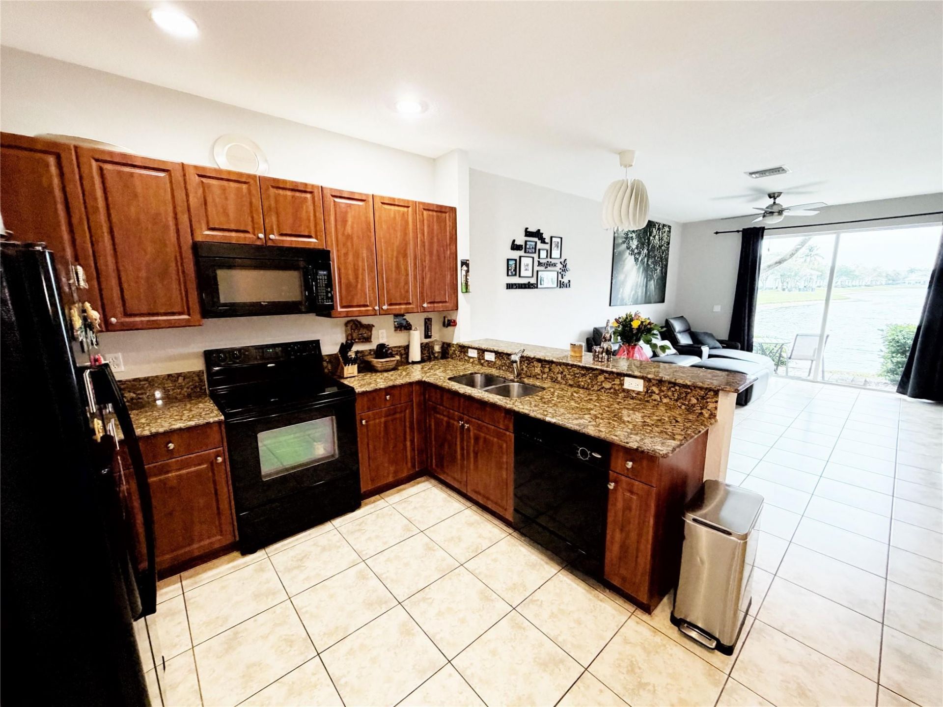 1421 NW 34th Way, Unit 1421, Lauderhill, FL 33311 Photo