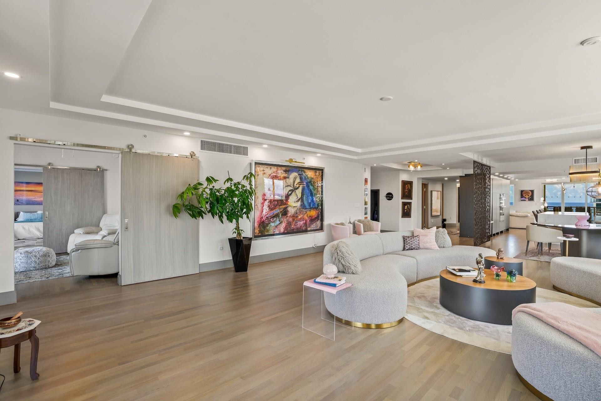 209 N Birch Road, Unit 1002, Fort Lauderdale, FL 33304 Photo