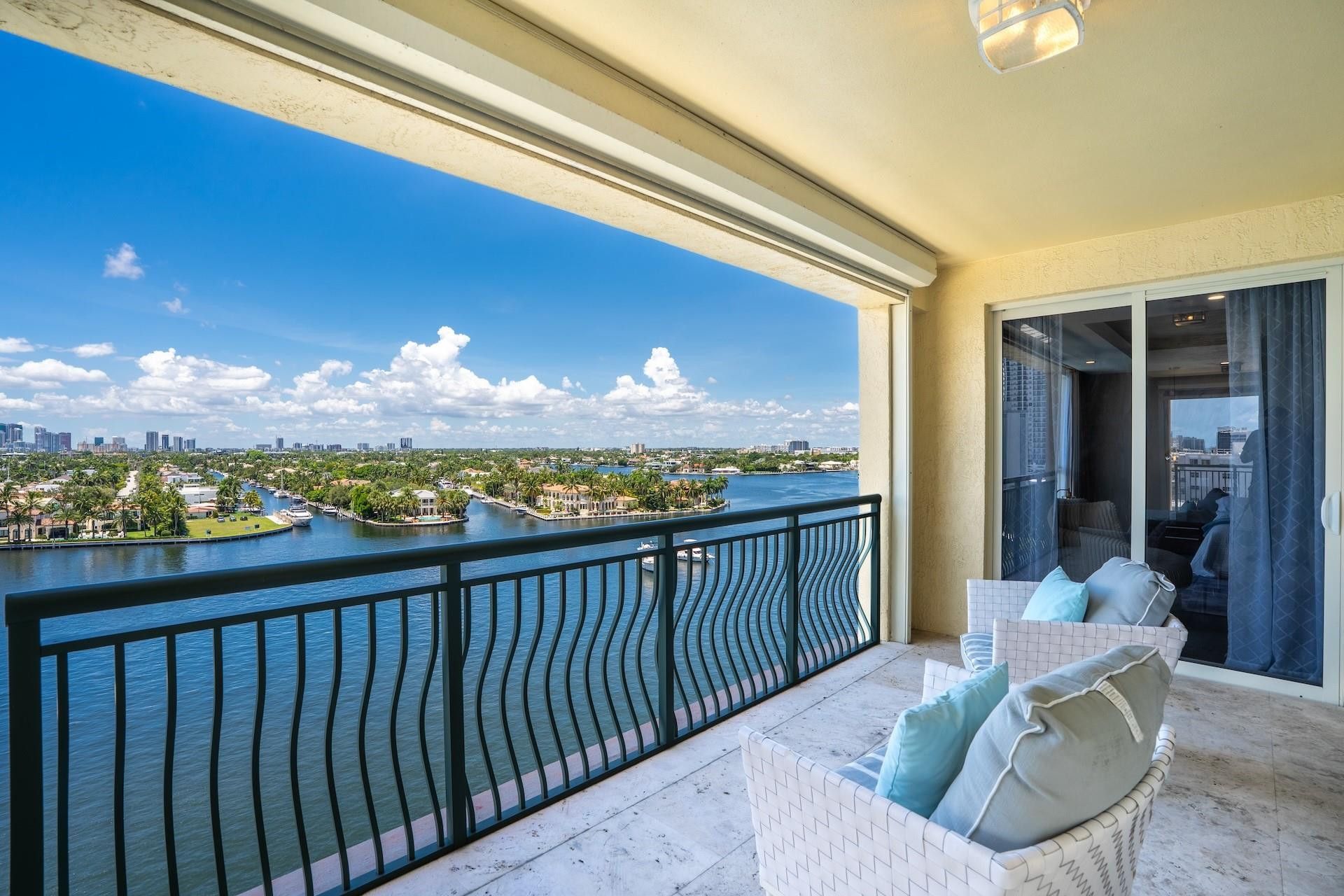 209 N Birch Road, Unit 1002, Fort Lauderdale, FL 33304 Photo