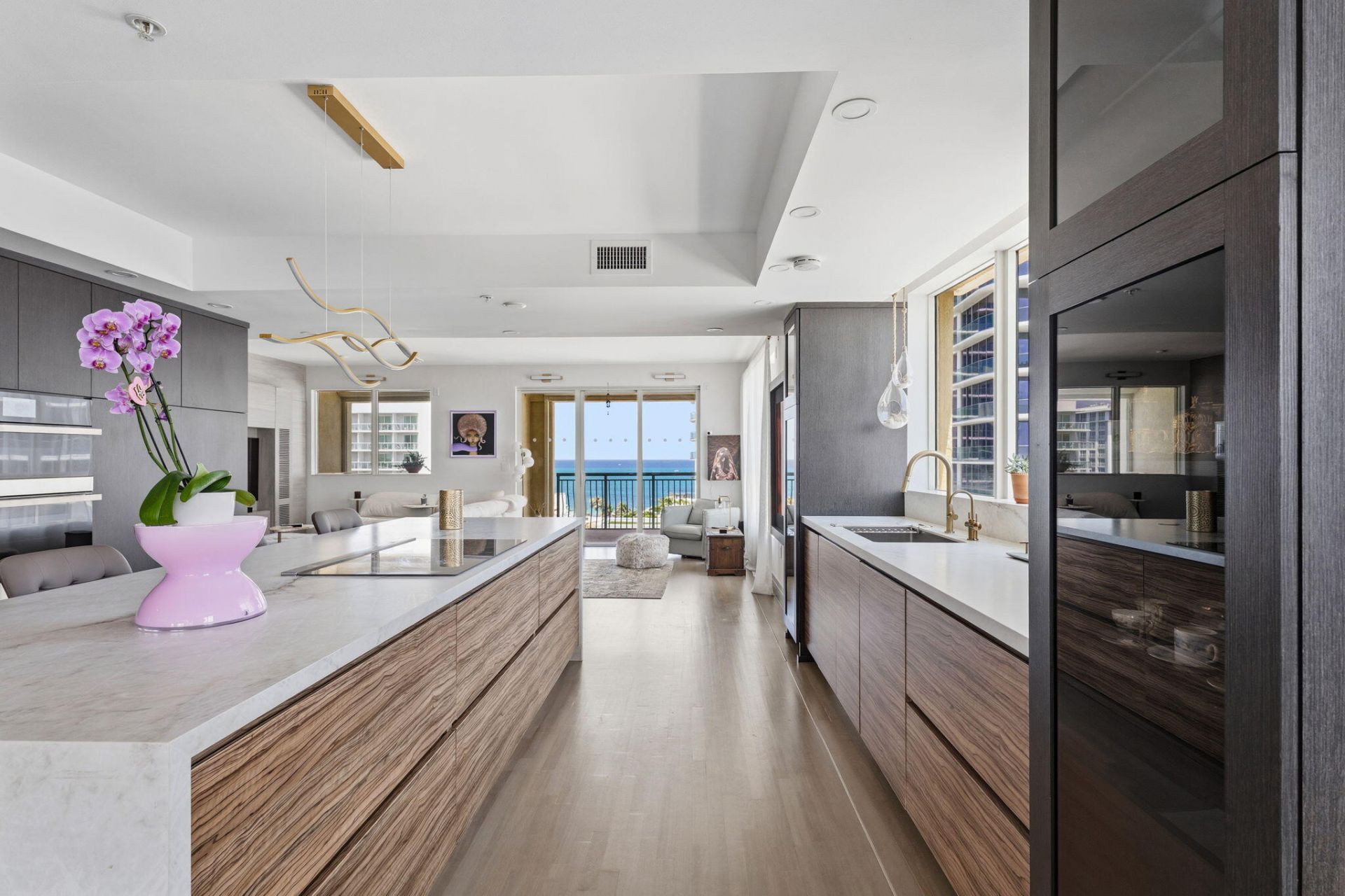 209 N Birch Road, Unit 1002, Fort Lauderdale, FL 33304 Photo