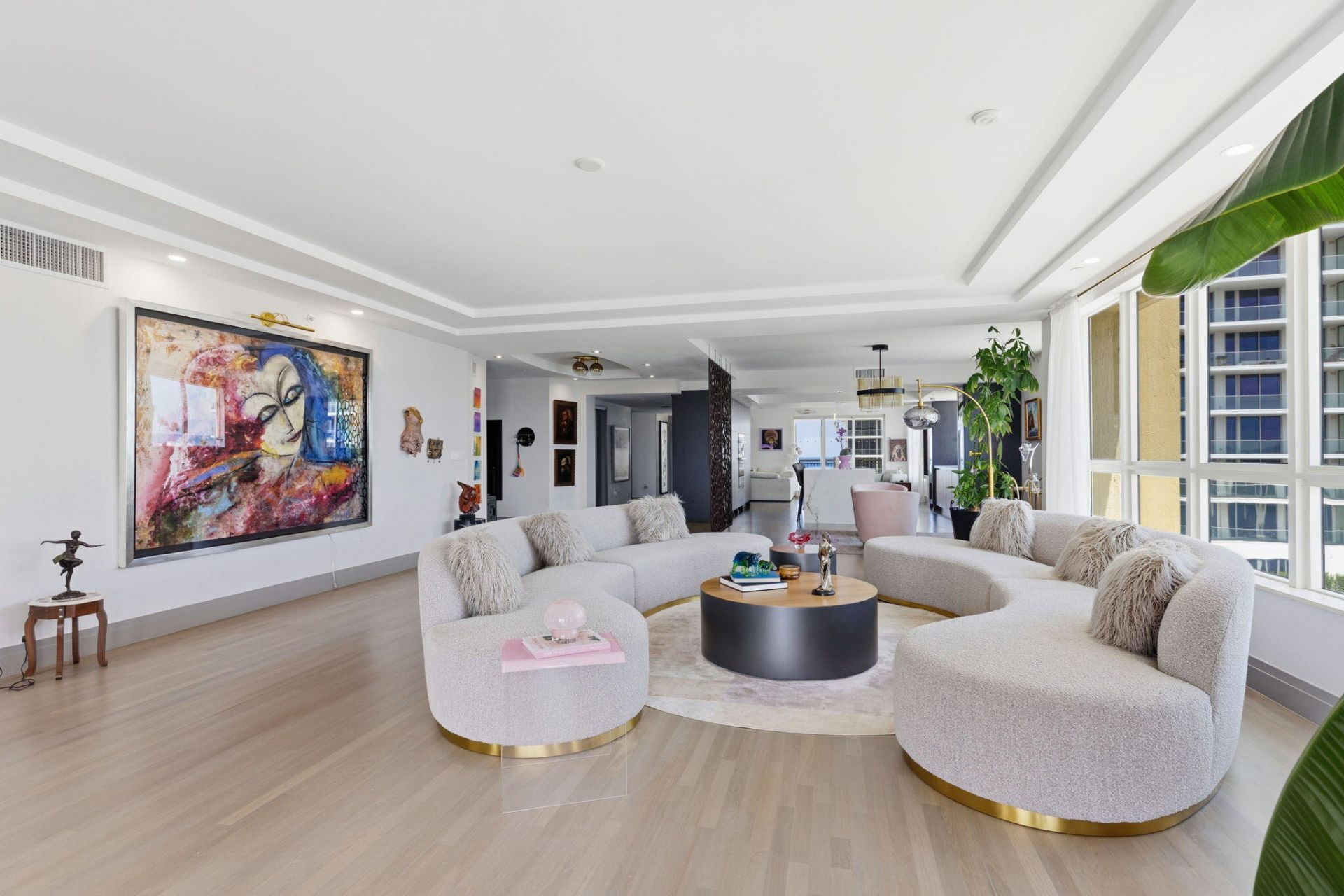 209 N Birch Road, Unit 1002, Fort Lauderdale, FL 33304 Photo