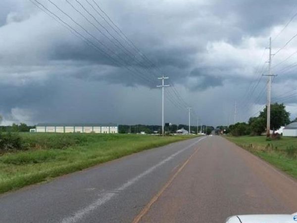 14203 Mooresville Road, Athens, AL 35611