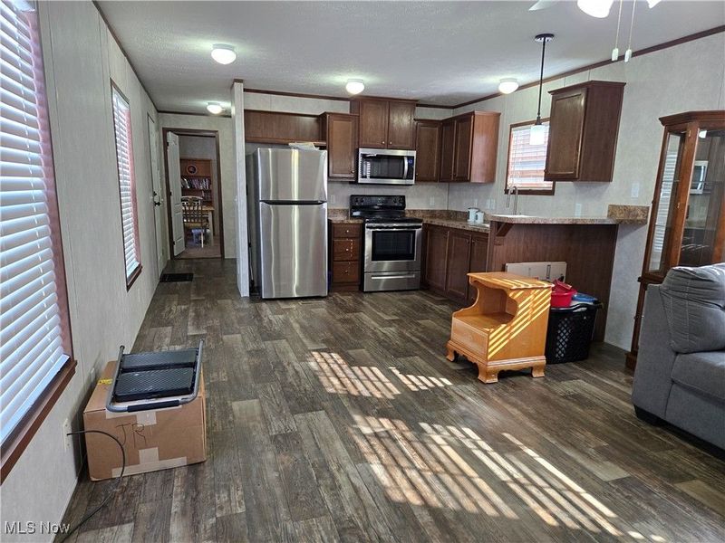 12860 Mayfield Road, Chardon, OH 44024 Photo 6