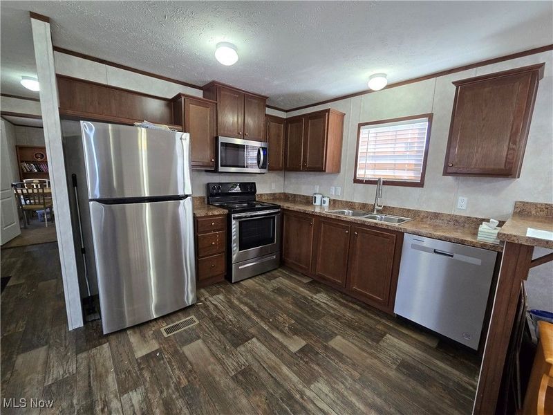 12860 Mayfield Road, Chardon, OH 44024 Photo 8