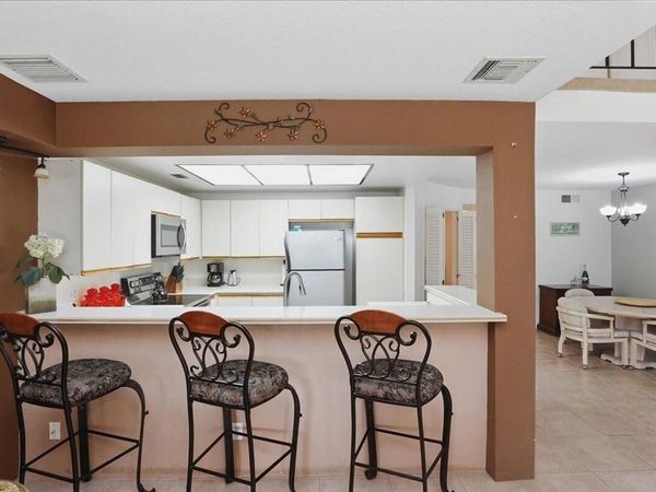 41521 Woodhaven Drive E, Palm Desert, CA 92211