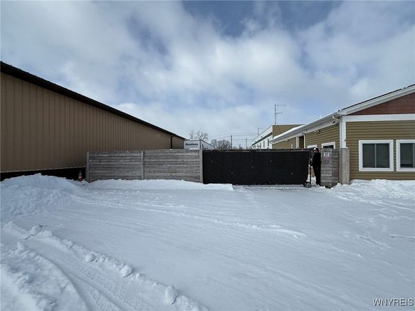 375 Clay Road, Rochester, NY 14623