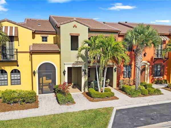 9027 Alturas LN, Unit 3304, NAPLES, FL 34113