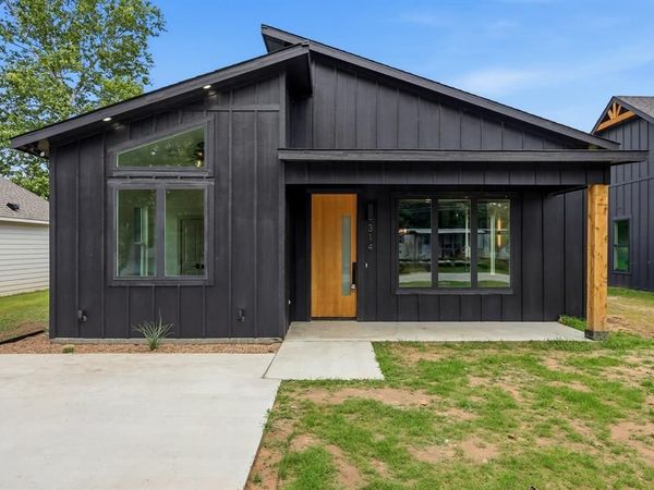 314 W Cobb Street, Bridgeport, TX 76426