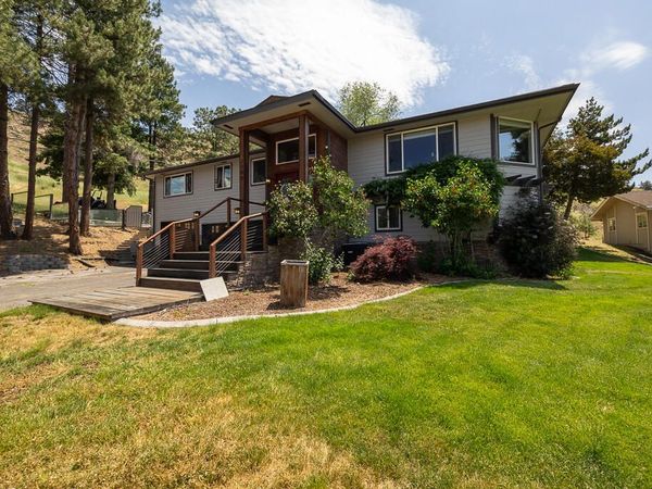 2100 Park Avenue, Klamath Falls, OR 97601
