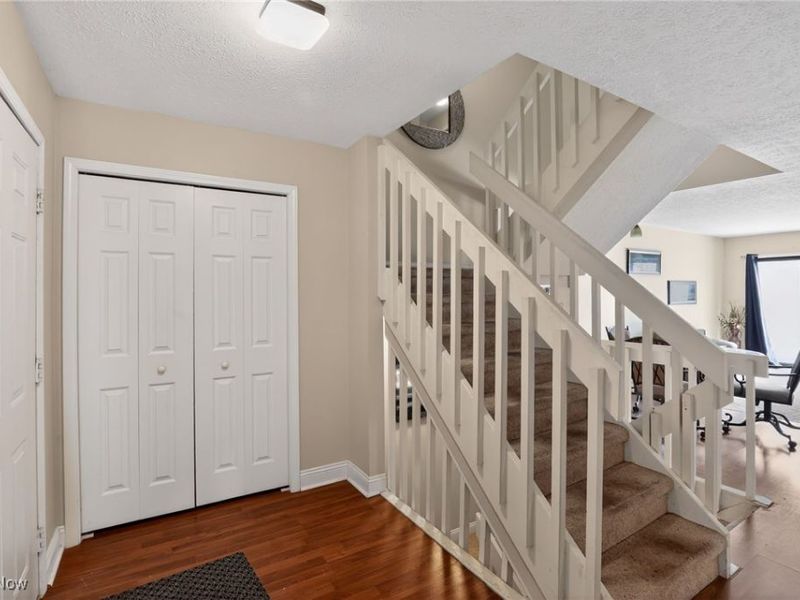 963 Morningstar Drive, Akron, OH 44307 Photo 13