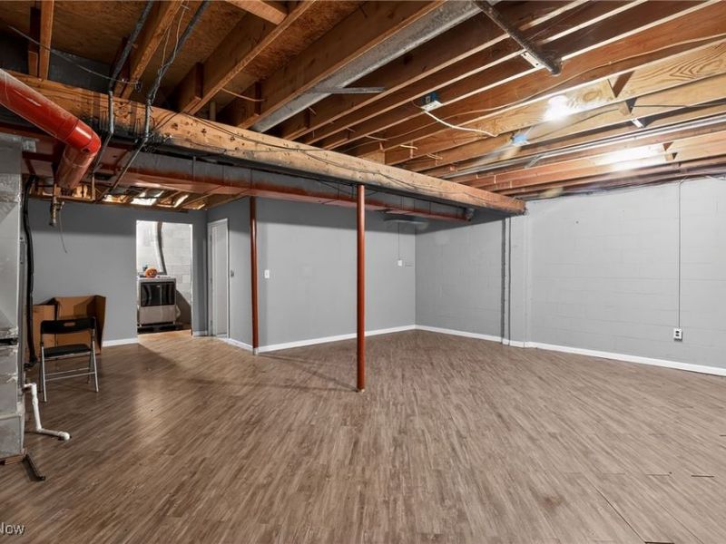 963 Morningstar Drive, Akron, OH 44307 Photo 14