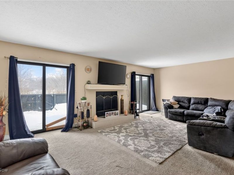 963 Morningstar Drive, Akron, OH 44307 Photo 3