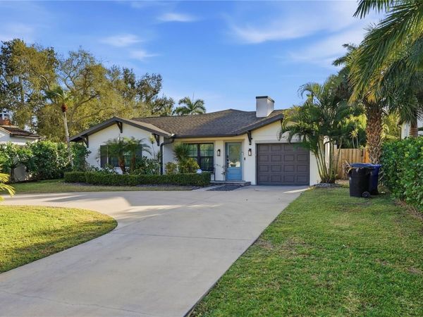 845 SNELL ISLE BOULEVARD NE, ST PETERSBURG, FL 33704