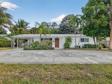 450 NW 12TH AVENUE, BOCA RATON, FL 33486
