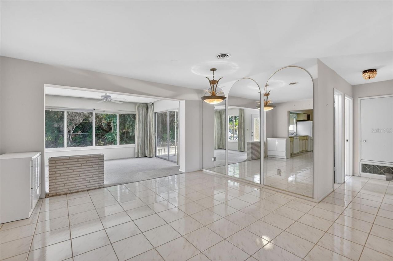 450 NW 12th Avenue, Boca Raton, FL 33486 Photo