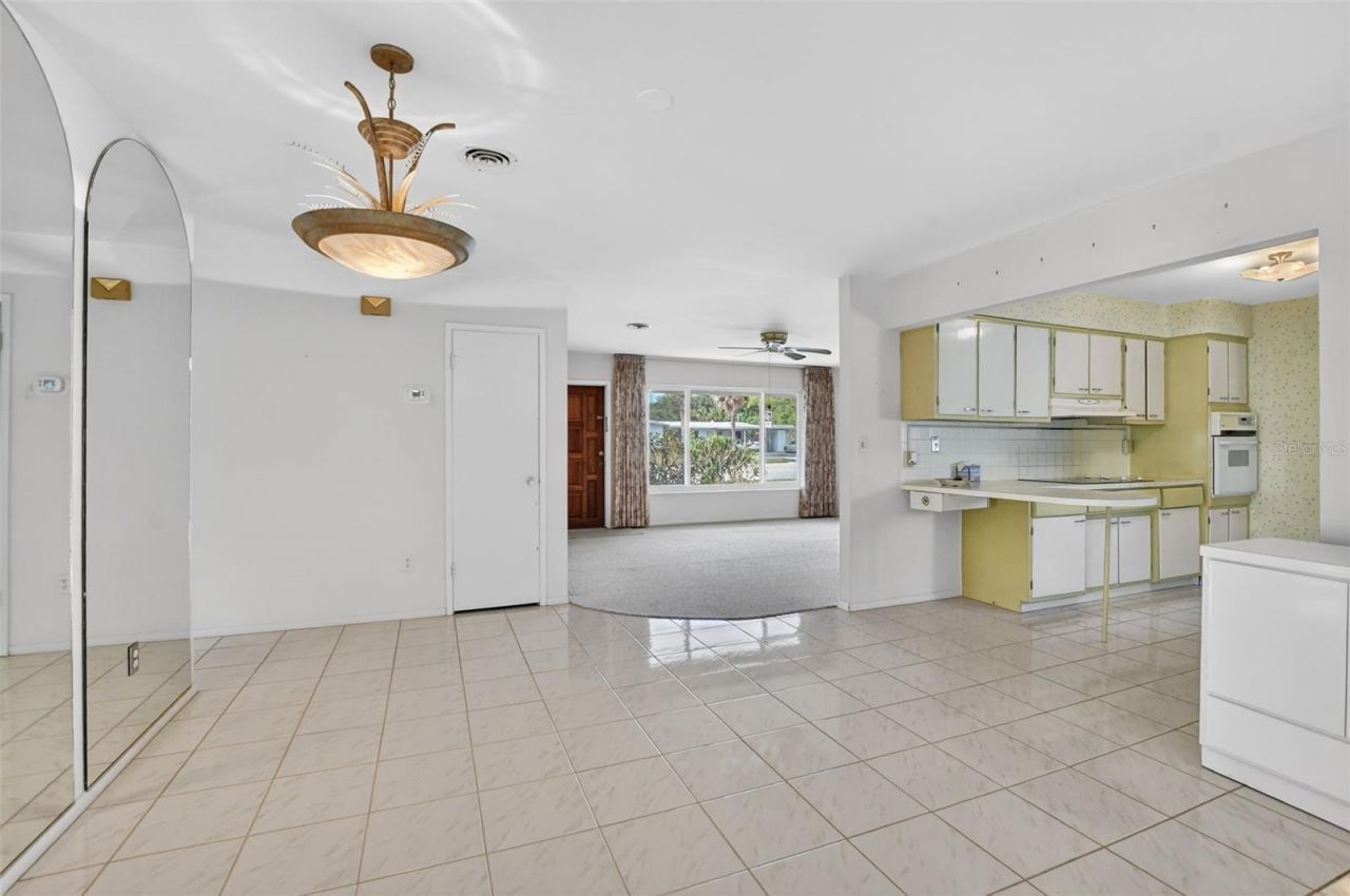 450 NW 12th Avenue, Boca Raton, FL 33486 Photo