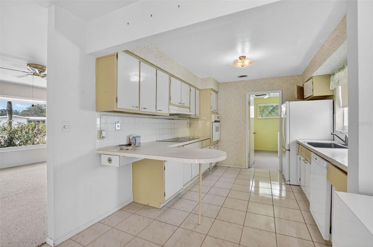 450 NW 12th Avenue, Boca Raton, FL 33486 Photo