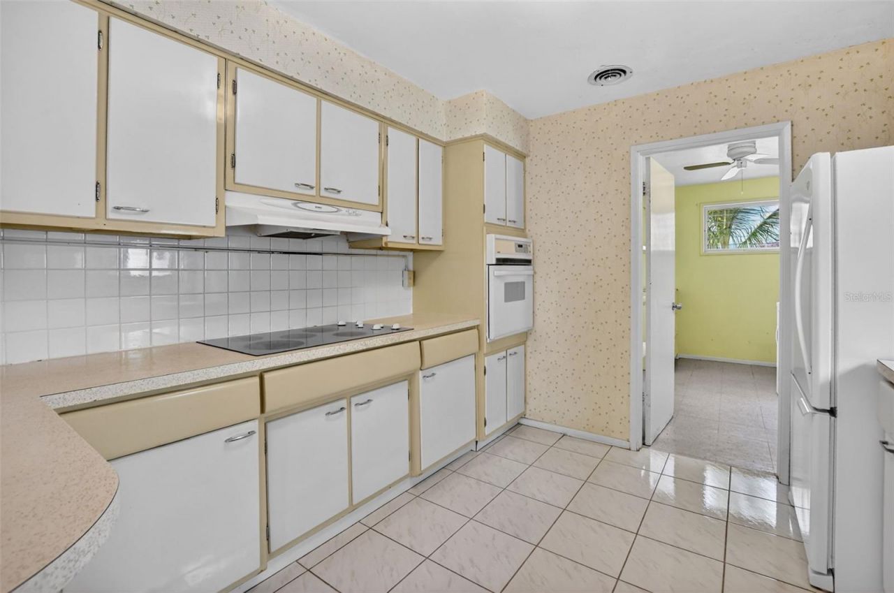 450 NW 12th Avenue, Boca Raton, FL 33486 Photo