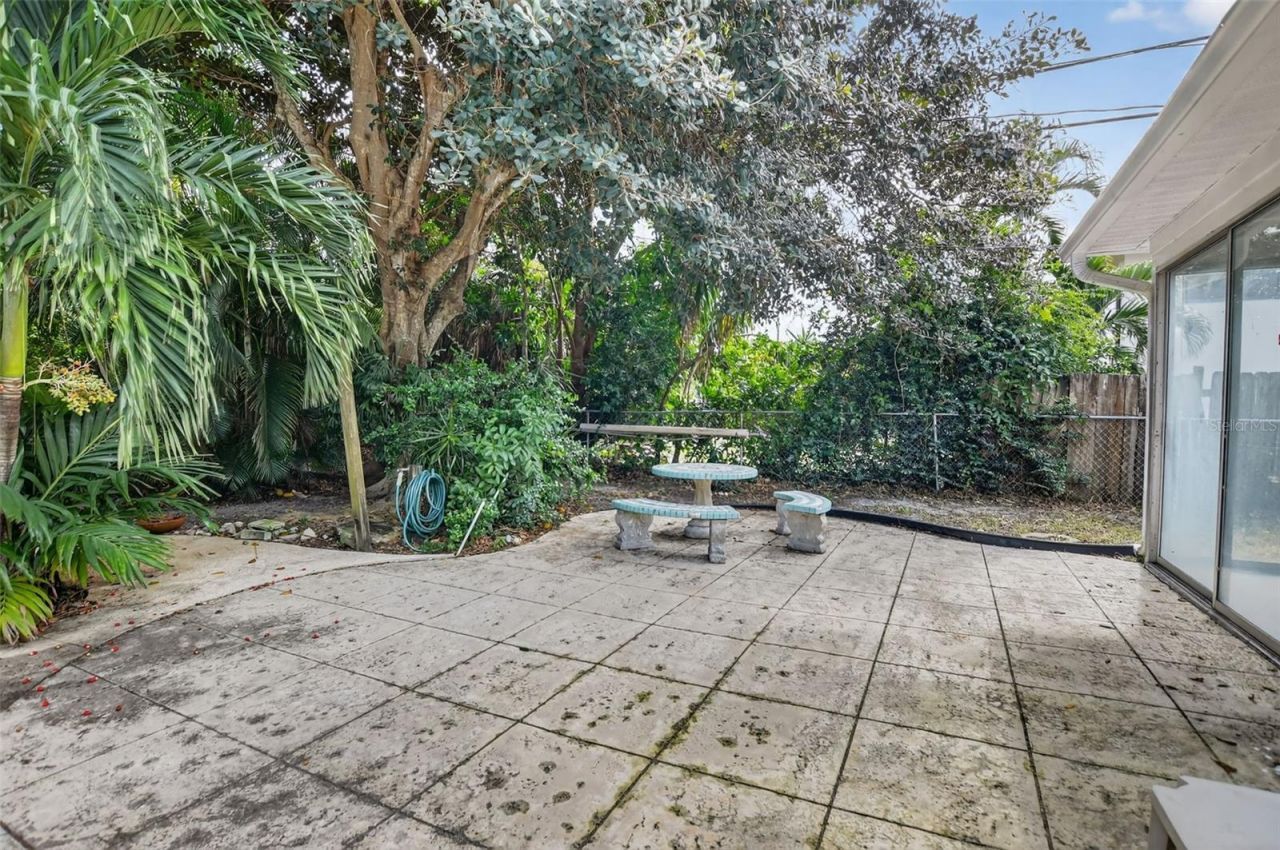 450 NW 12th Avenue, Boca Raton, FL 33486 Photo