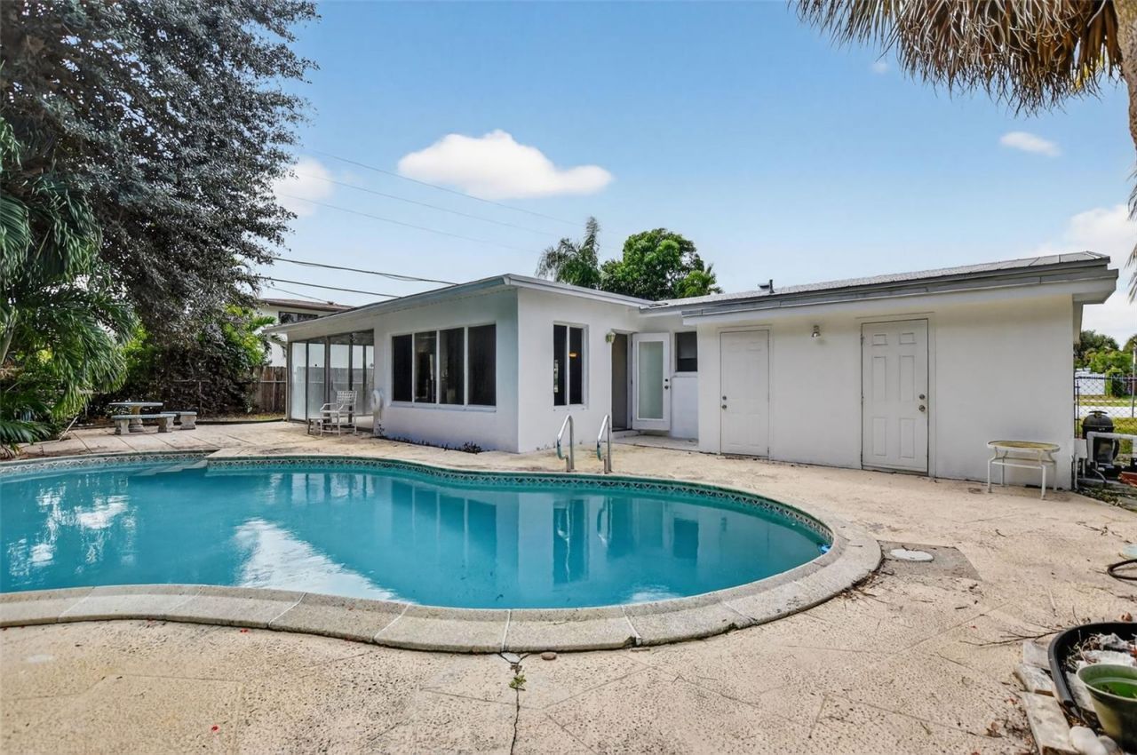 450 NW 12th Avenue, Boca Raton, FL 33486 Photo