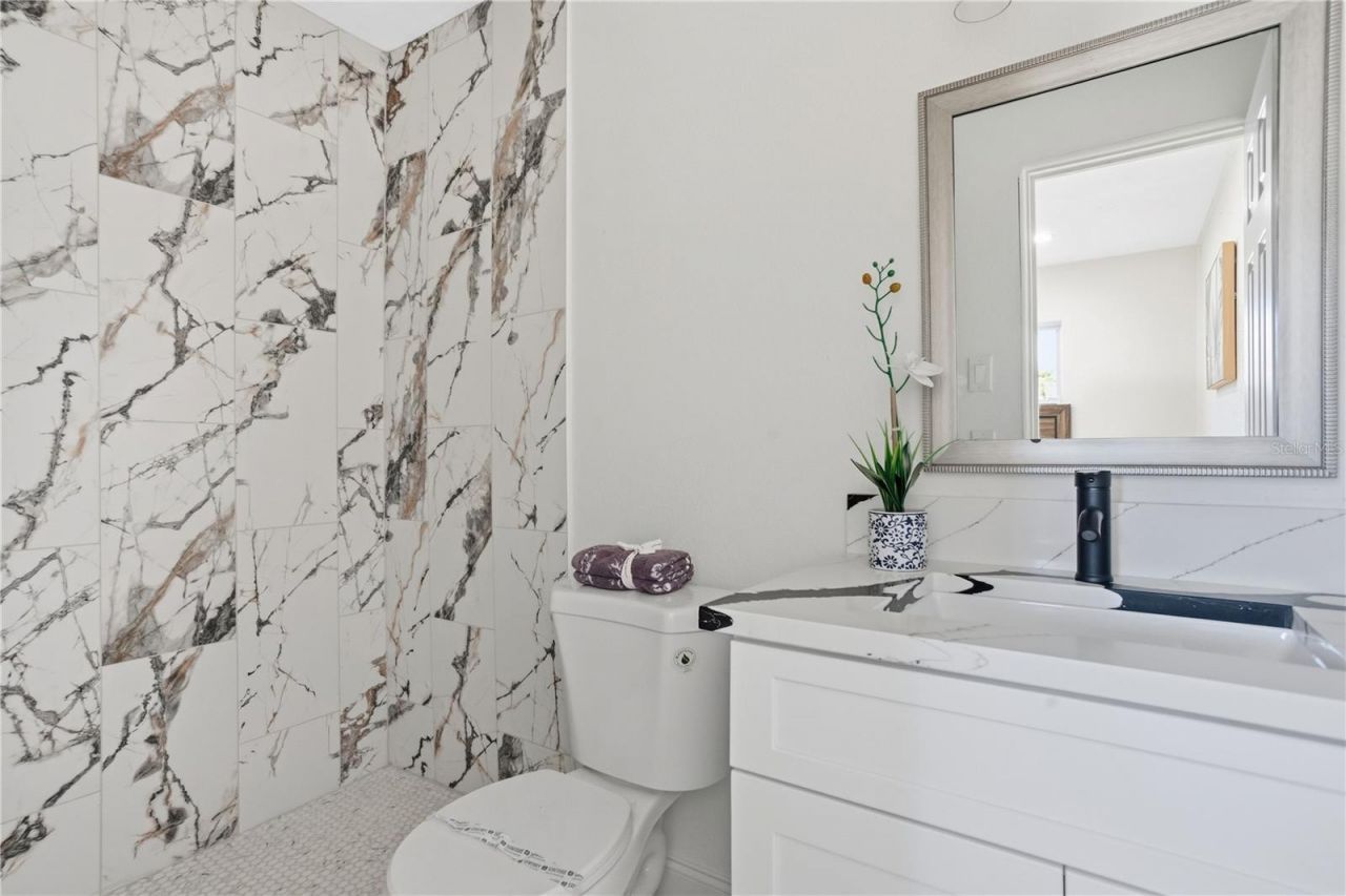 214 45th Avenue Ne, Saint Petersburg, FL 33703 Photo