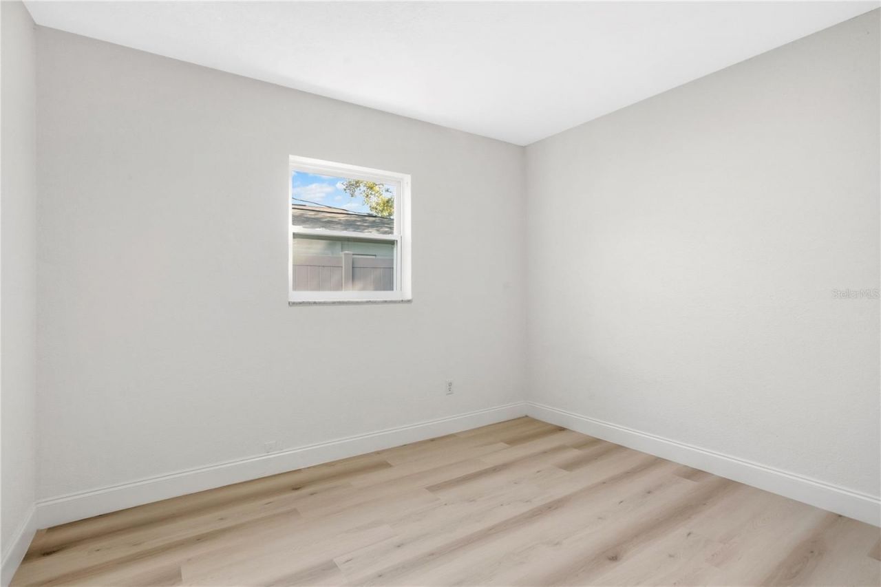 214 45th Avenue Ne, Saint Petersburg, FL 33703 Photo