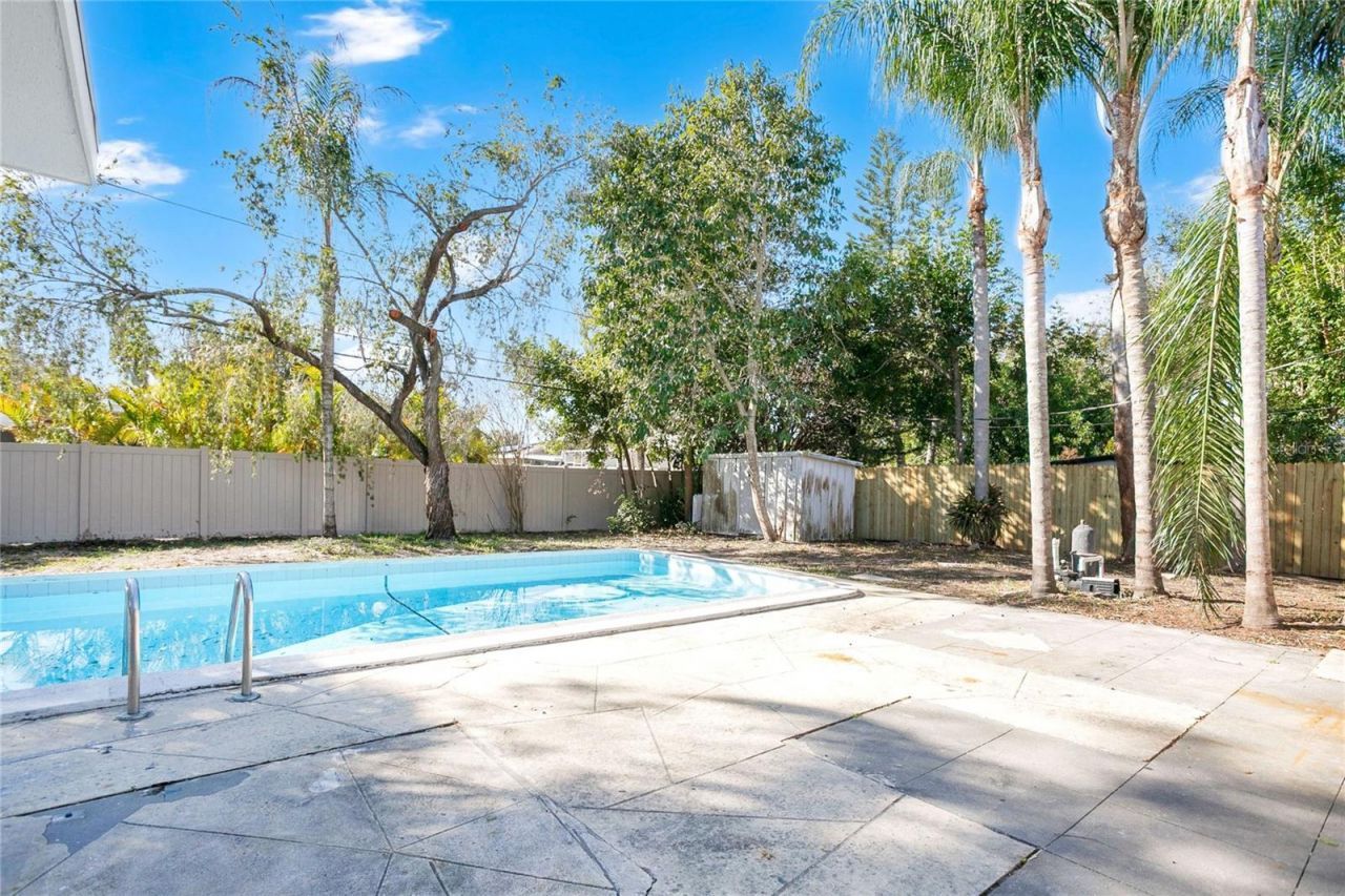 214 45th Avenue Ne, Saint Petersburg, FL 33703 Photo