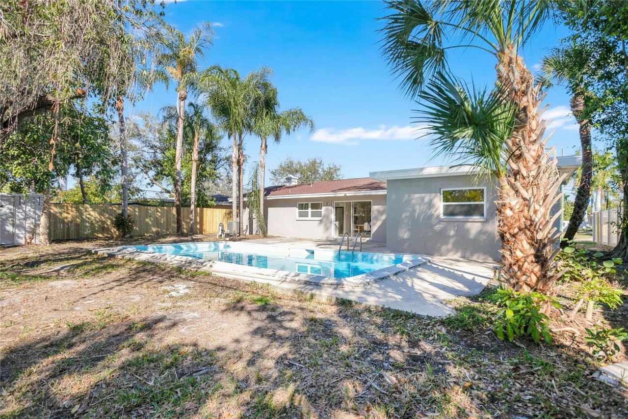 214 45th Avenue Ne, Saint Petersburg, FL 33703 Photo