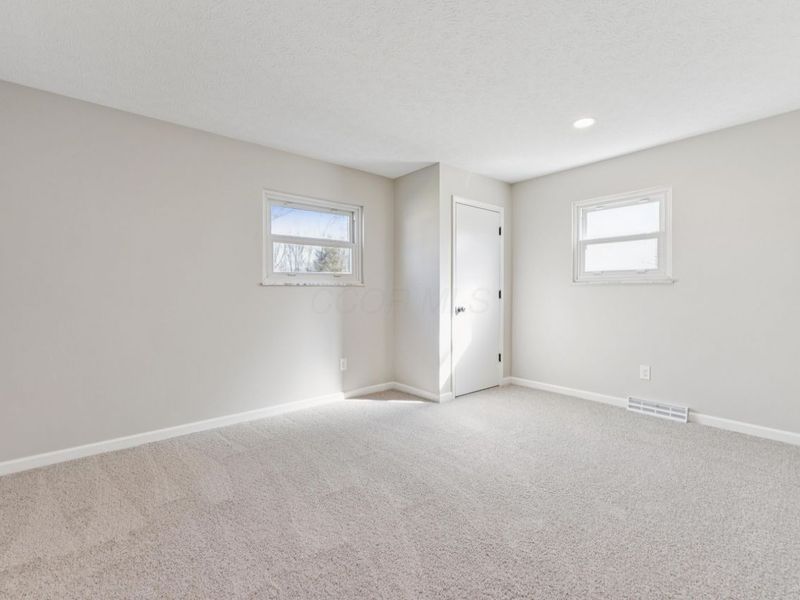 2691 Maplewood Drive, Columbus, OH 43231 Photo 22