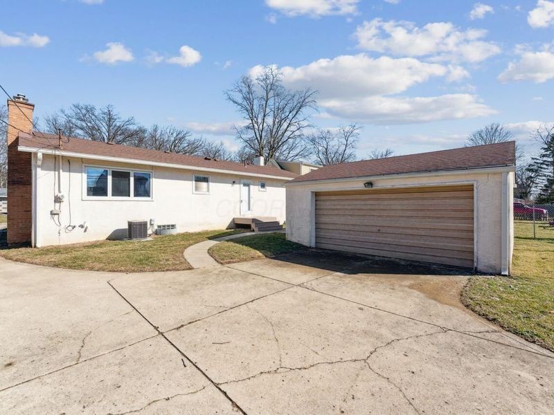 2691 Maplewood Drive, Columbus, OH 43231 Photo 38