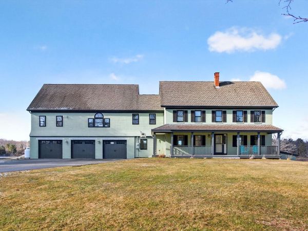 1275 Sawyer Road, Cape Elizabeth, ME 04107