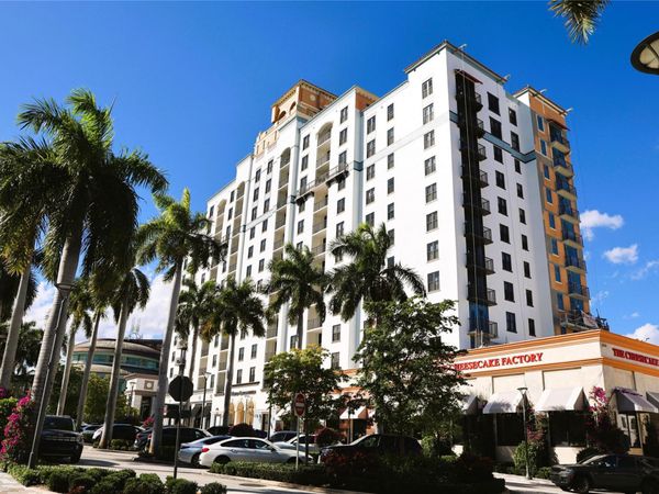 651 Okeechobee Boulevard, Unit 306, West Palm Beach, FL 33401