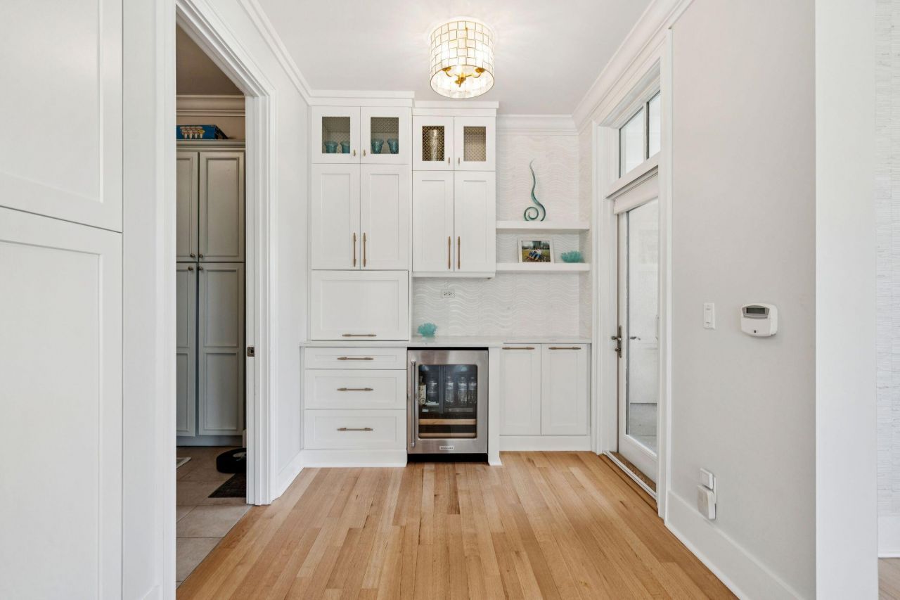 118 Fairbanks Oak Alley Photo 18