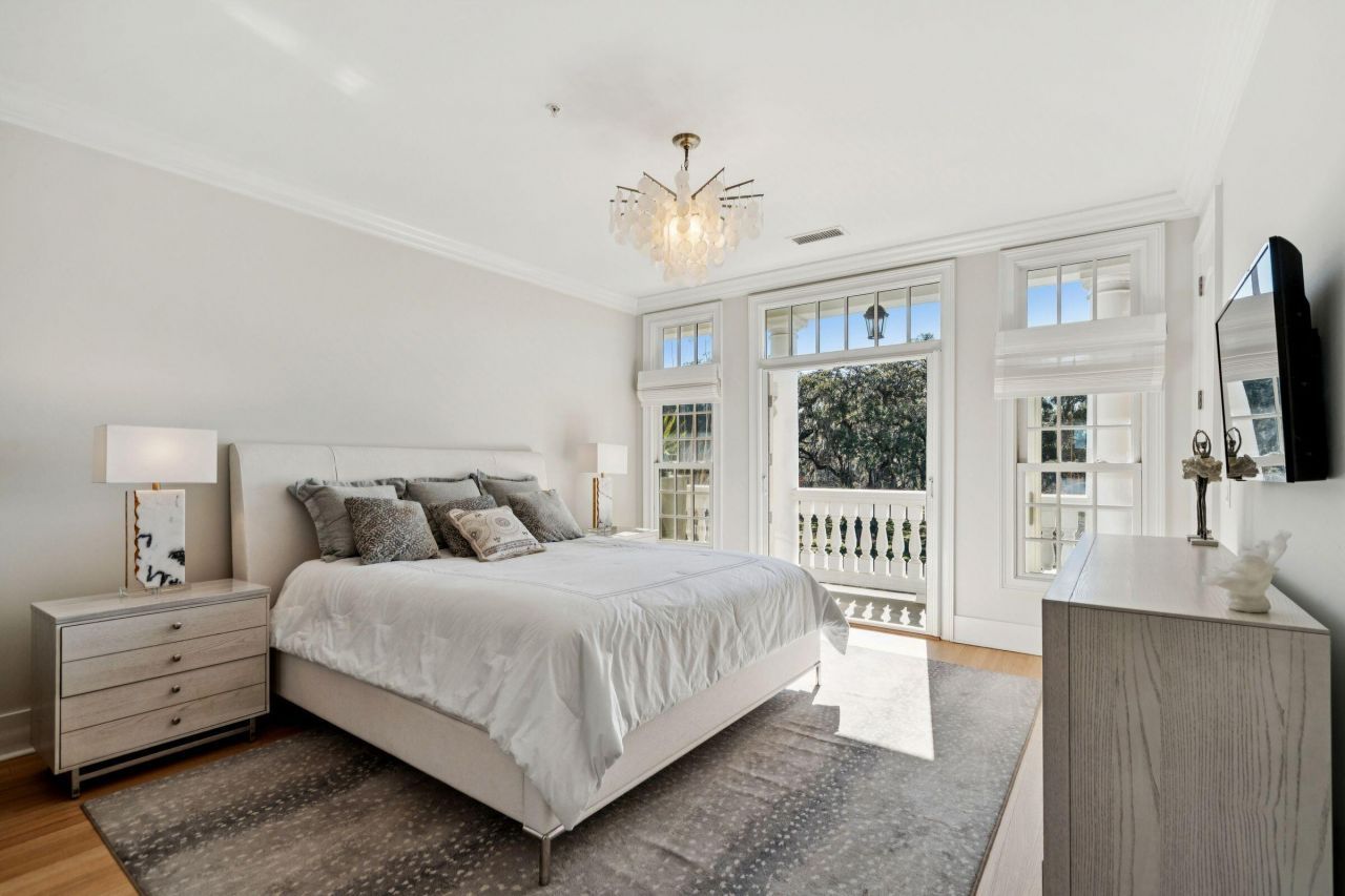 118 Fairbanks Oak Alley Photo 30