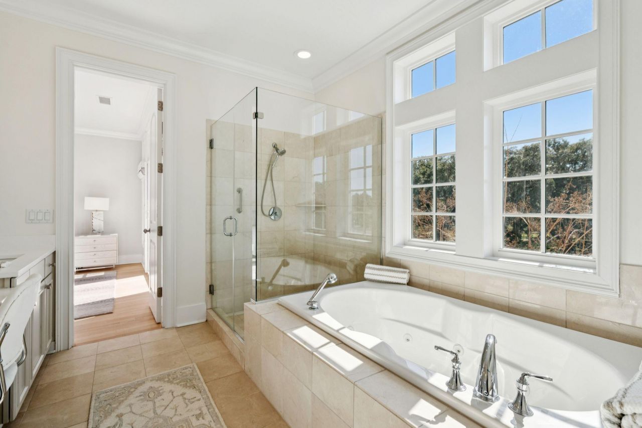 118 Fairbanks Oak Alley Photo 39