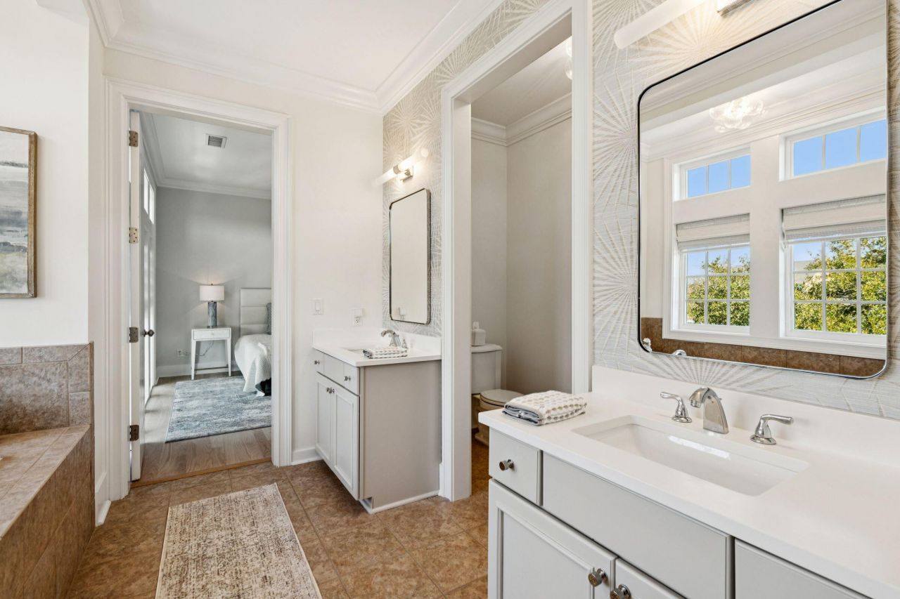 118 Fairbanks Oak Alley Photo 50